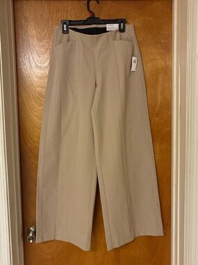Old Navy NWT Pixie High Rise Wide Leg Tan Pants
